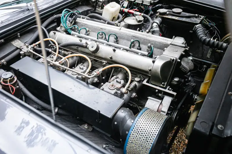 1969 Aston Martin DBS Vantage Coupé-Sold