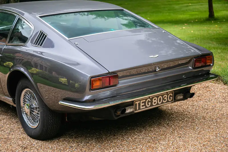 1969 Aston Martin DBS Vantage Coupé-Sold