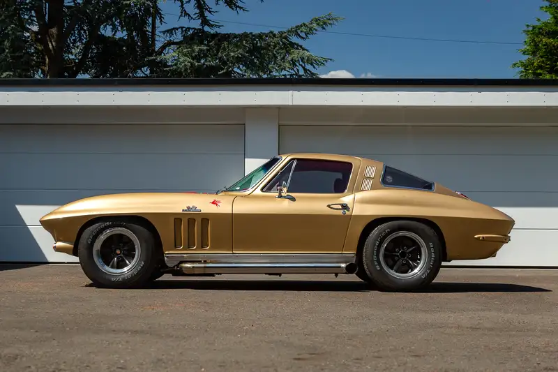 1965 Chevrolet Corvette C2 Stingray FIA Race Car-For Sale