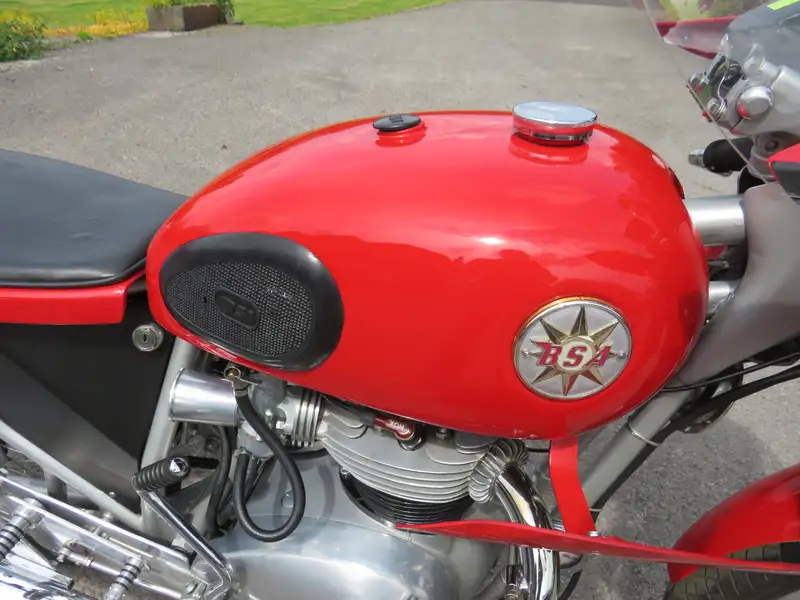 1969 BSA A65L Lightning Cafe Racer 654cc-Sold