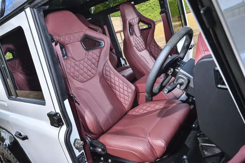 2015 Land Rover Defender 110 Utility 2.2-litre #001 GYRO Edi-Sold