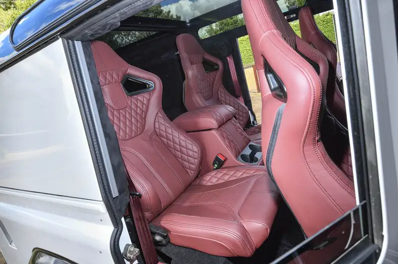 2015 Land Rover Defender 110 Utility 2.2-litre #001 GYRO Edi-Sold