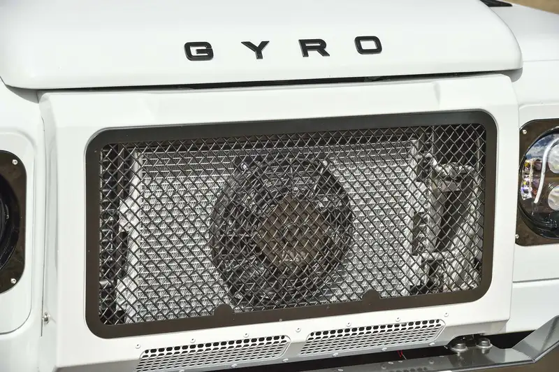 2015 Land Rover Defender 110 Utility 2.2-litre #001 GYRO Edi-Sold