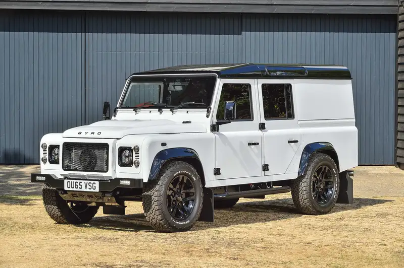 2015 Land Rover Defender 110 Utility 2.2-litre #001 GYRO Edi-Sold