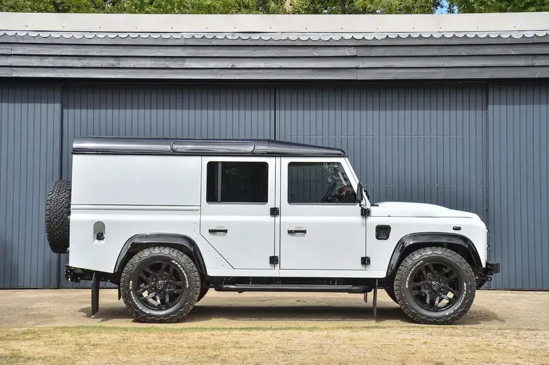 2015 Land Rover Defender 110 Utility 2.2-litre #001 GYRO Edi-Sold