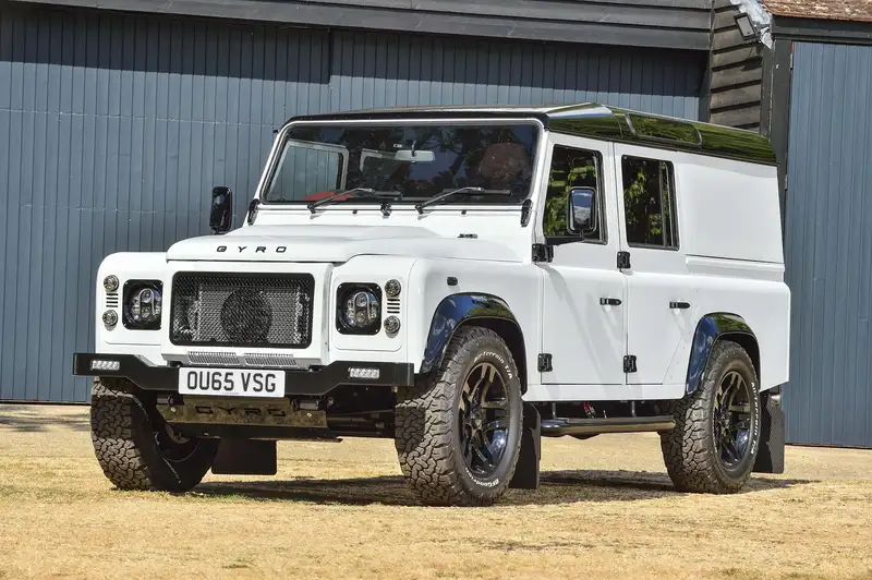 2015 Land Rover Defender 110 Utility 2.2-litre #001 GYRO Edi-Sold
