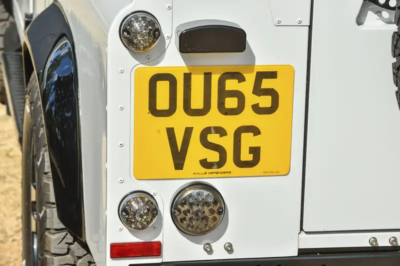 2015 Land Rover Defender 110 Utility 2.2-litre #001 GYRO Edi-Sold