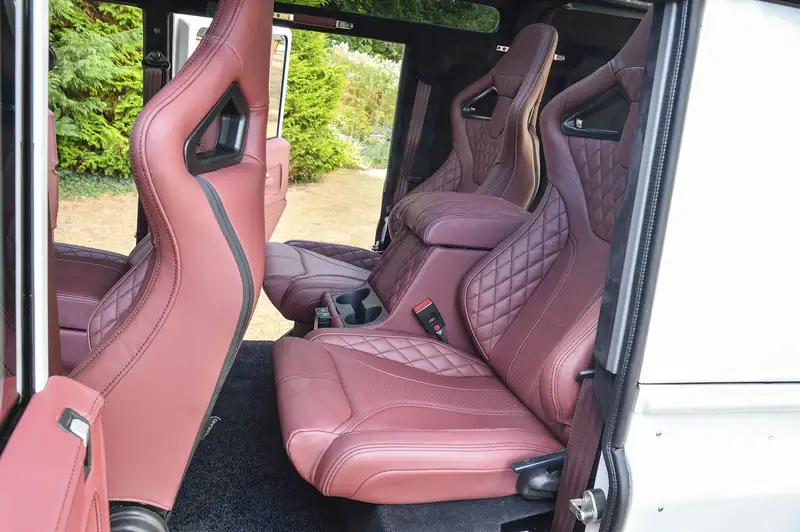 2015 Land Rover Defender 110 Utility 2.2-litre #001 GYRO Edi-Sold