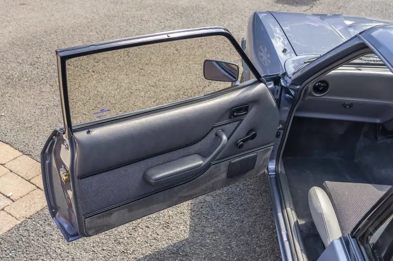 1987 Ford Capri 2.8 Injection-Sold