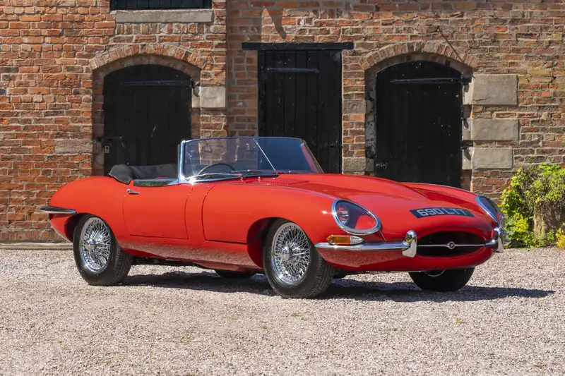 1962 Jaguar E-Type Series I 3.8-Litre Roadster-Sold
