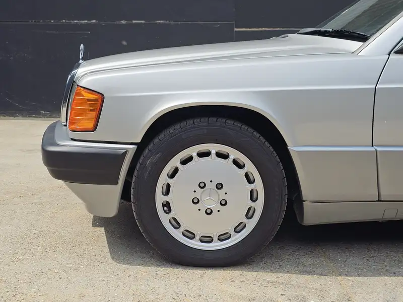 1990 Mercedes-Benz 190E 2.6-For Sale
