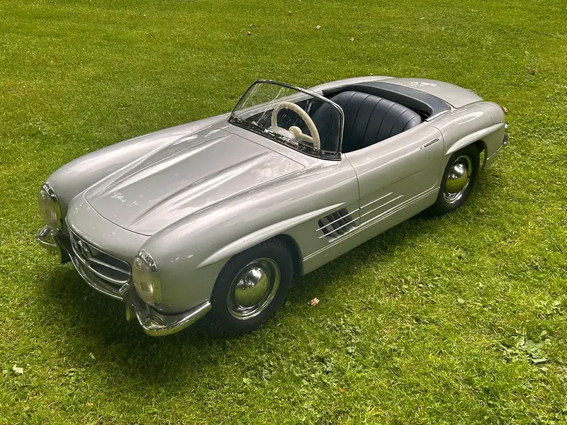 Harrington Mercedes-Benz 300SL Roadster Tribute Petrol Power-Sold