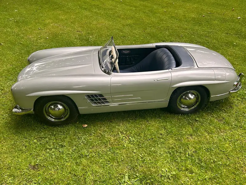 Harrington Mercedes-Benz 300SL Roadster Tribute Petrol Power-Sold