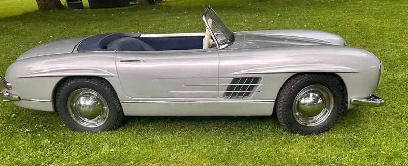 Harrington Mercedes-Benz 300SL Roadster Tribute Petrol Power-Sold