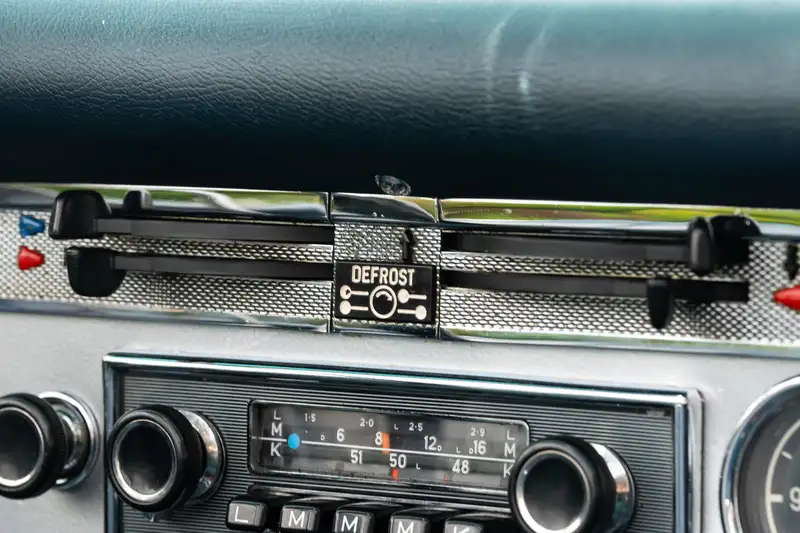 1969 Mercedes-Benz 280SL Pagoda (W113)-Sold