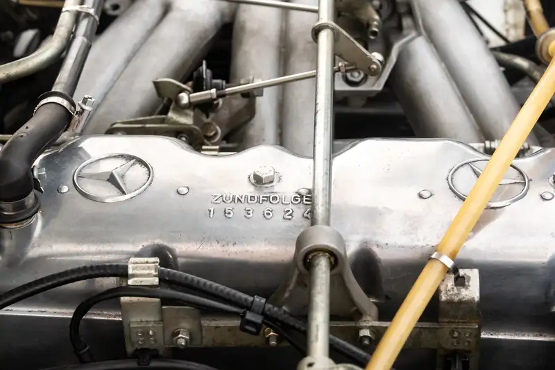 1969 Mercedes-Benz 280SL Pagoda (W113)-Sold