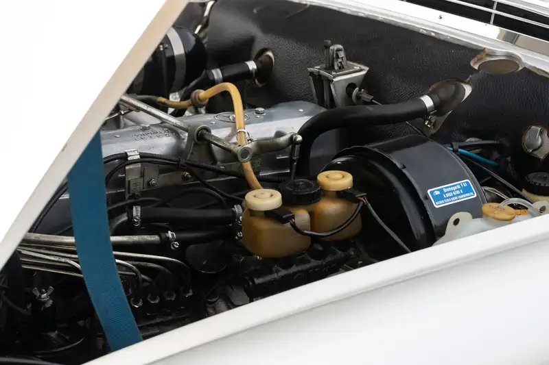 1969 Mercedes-Benz 280SL Pagoda (W113)-Sold