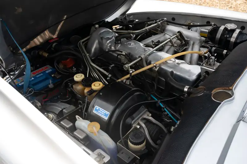 1969 Mercedes-Benz 280SL Pagoda (W113)-Sold