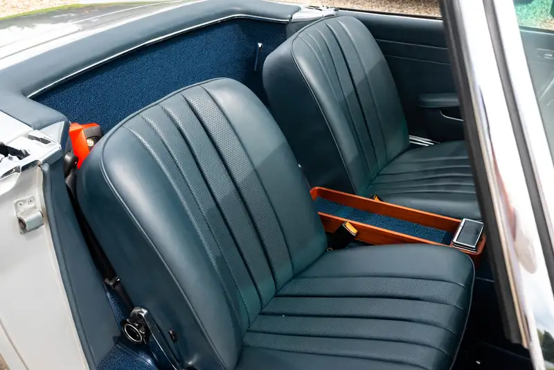 1969 Mercedes-Benz 280SL Pagoda (W113)-Sold