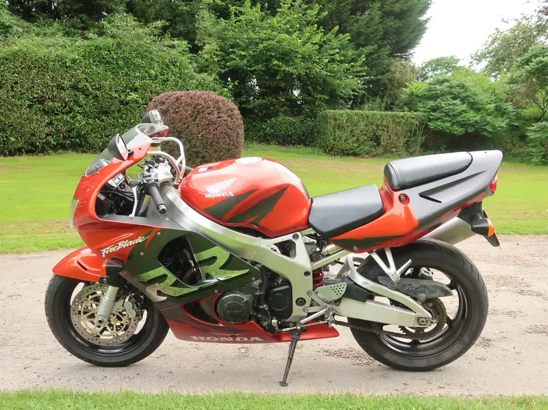 1998 Honda CBR900RR Fireblade 918cc-Sold