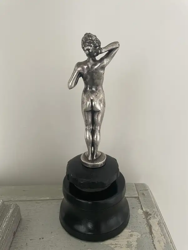 A Rare 'Erotique' Mascot by E.Soukanech, France Circa 1920s-For Sale