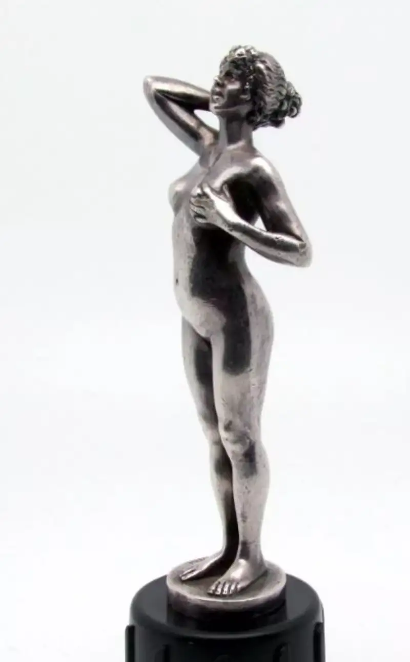 A Rare 'Erotique' Mascot by E.Soukanech, France Circa 1920s-For Sale
