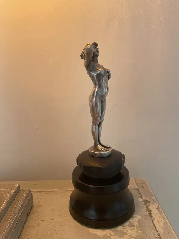 A Rare 'Erotique' Mascot by E.Soukanech, France Circa 1920s-For Sale