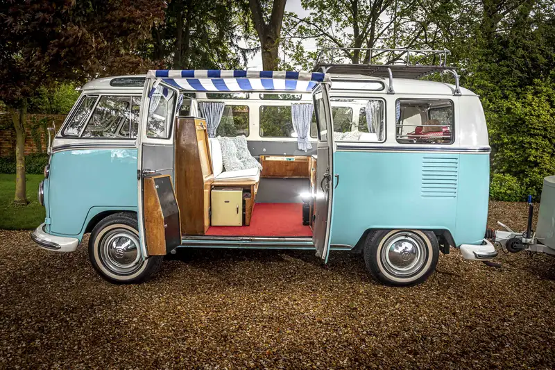 1964 Volkswagen 21 Window Deluxe Samba Microbus with 1970 Yv-Sold