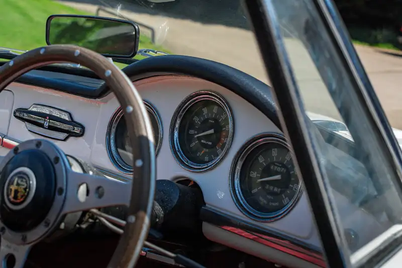1963 Alfa Romeo Giulia Spider 1600-Sold