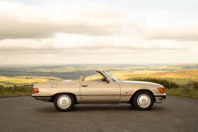 1989 Mercedes 300SL Automatic R107-Sold