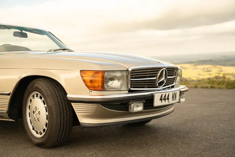 1989 Mercedes 300SL Automatic R107-Sold