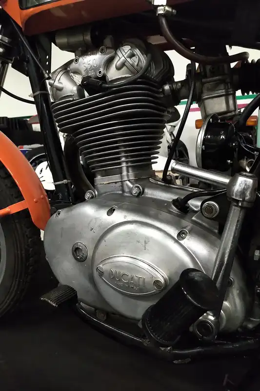 1971 Ducati Scrambler 350 340cc-Sold