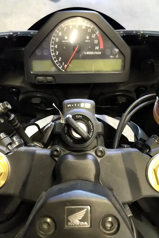 2006 Honda Fireblade CBR1000RR 998cc-Sold