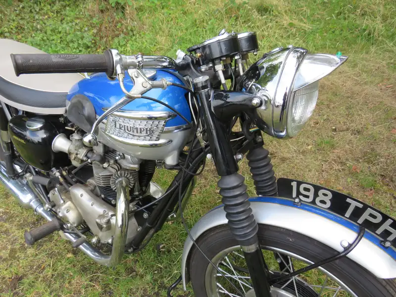1961 Triumph T120 Bonneville 649cc-Sold