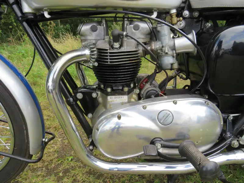 1961 Triumph T120 Bonneville 649cc-Sold