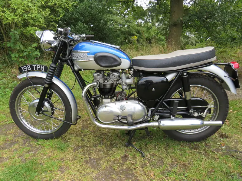 1961 Triumph T120 Bonneville 649cc-Sold