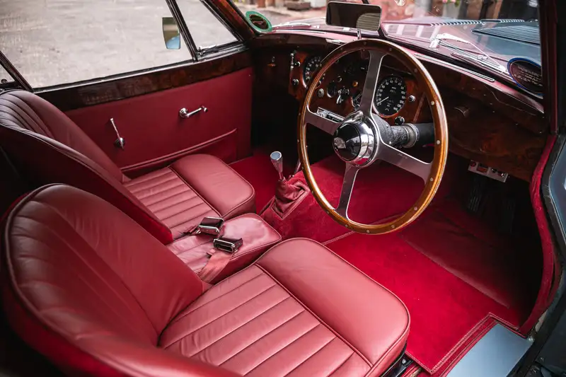 Iconic Auctioneers | 1953 Jaguar XK120 Coupé-Sold