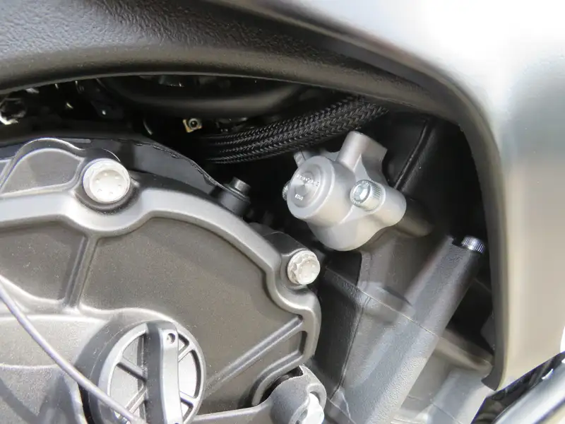 2020 Yamaha YZF-R1 Petronas 998cc-Sold