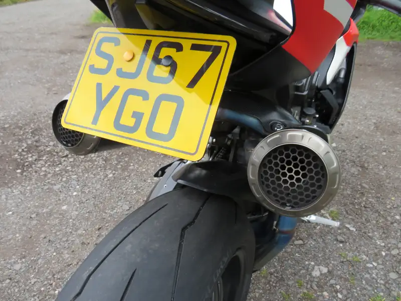 2017 Ducati 1299 Superleggera 1,285cc-Sold
