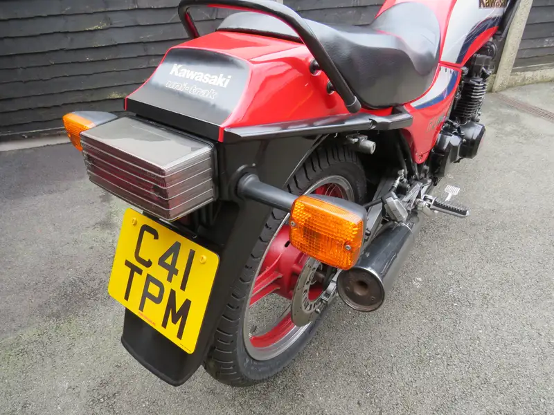 Iconic Auctioneers | 1985 Kawasaki GPZ550-A2 553cc-Sold