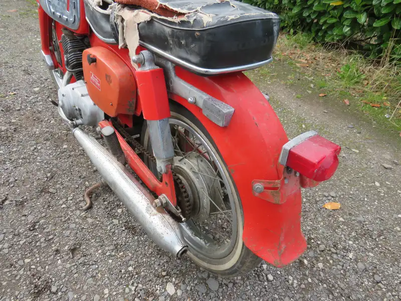 circa 1960 Honda CA95 Benly 150cc-Sold