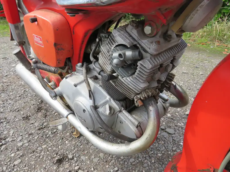 circa 1960 Honda CA95 Benly 150cc-Sold