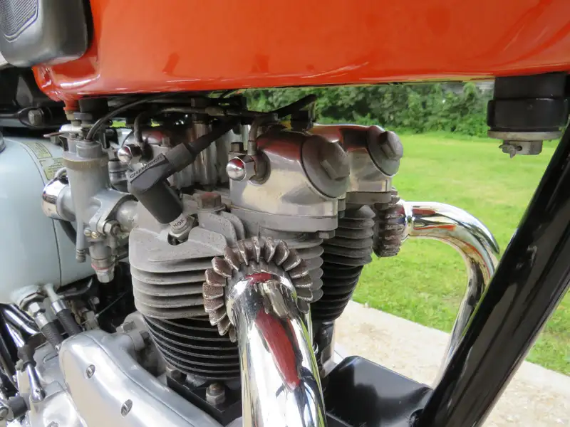1959 Triumph T120 Boneville 649cc-Sold