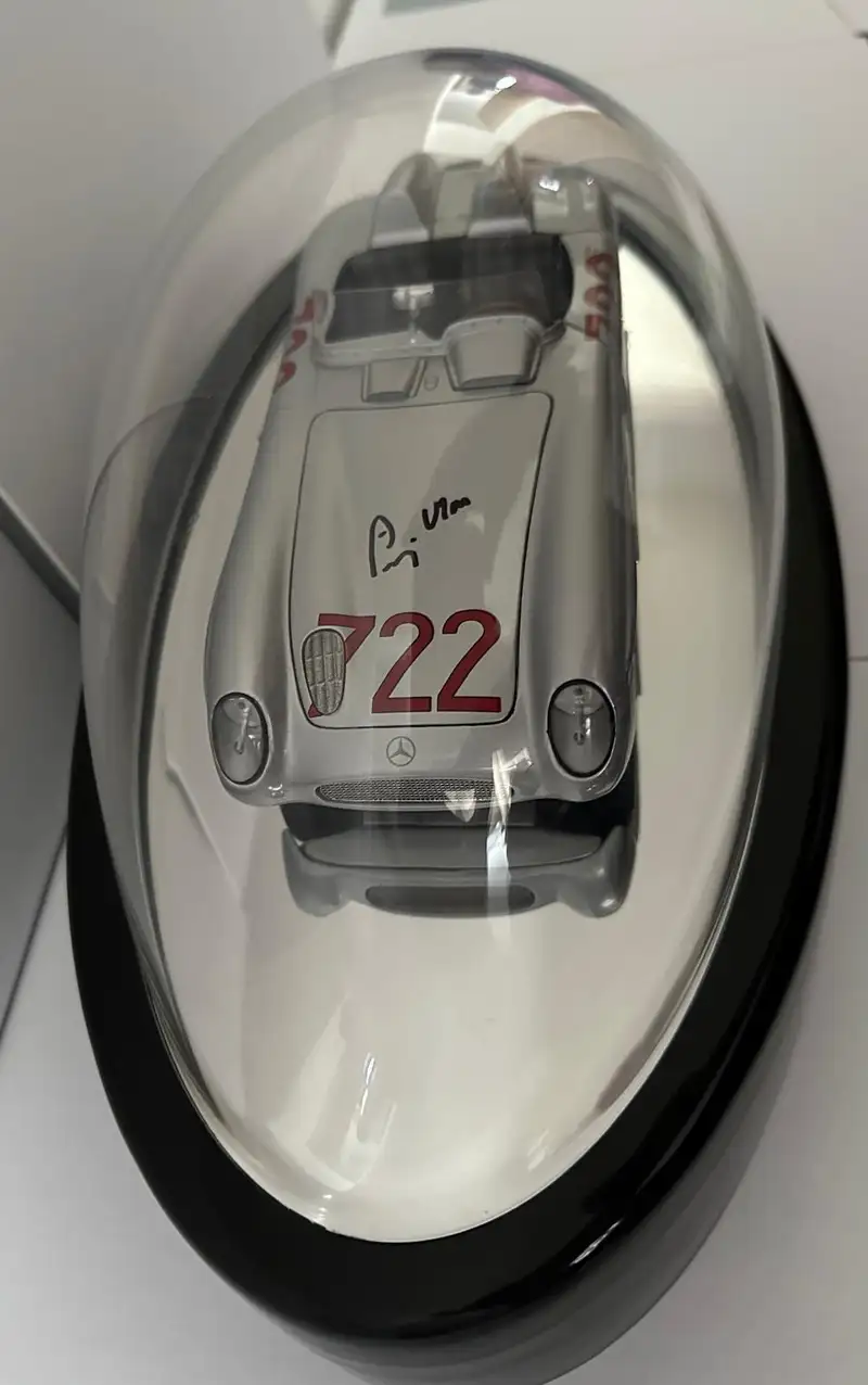 Mercedes-Benz 300SLR 722 Burago Model - Signed by Sir Stirli-For Sale
