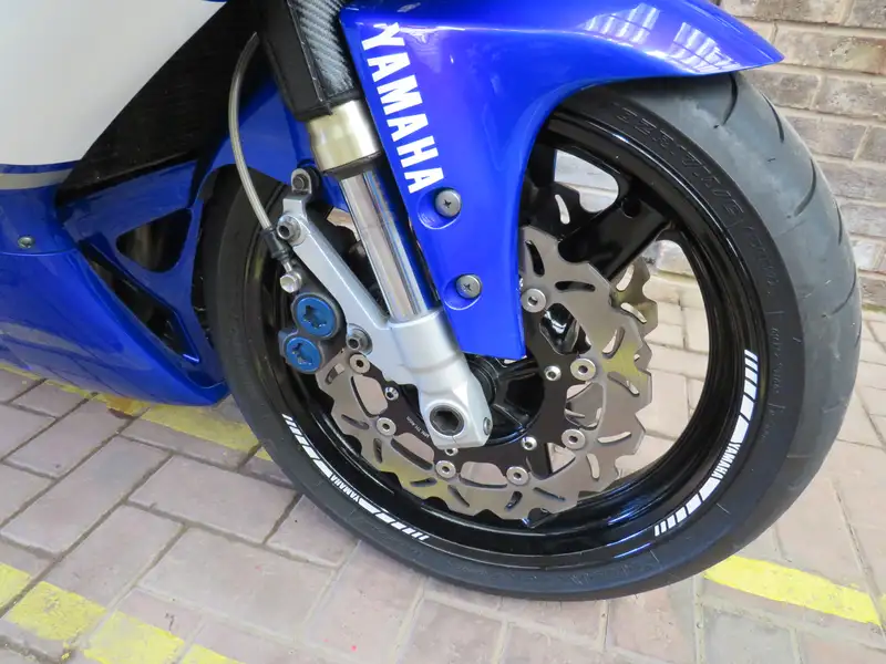 2001 Yamaha YZF-R1 998cc-Sold