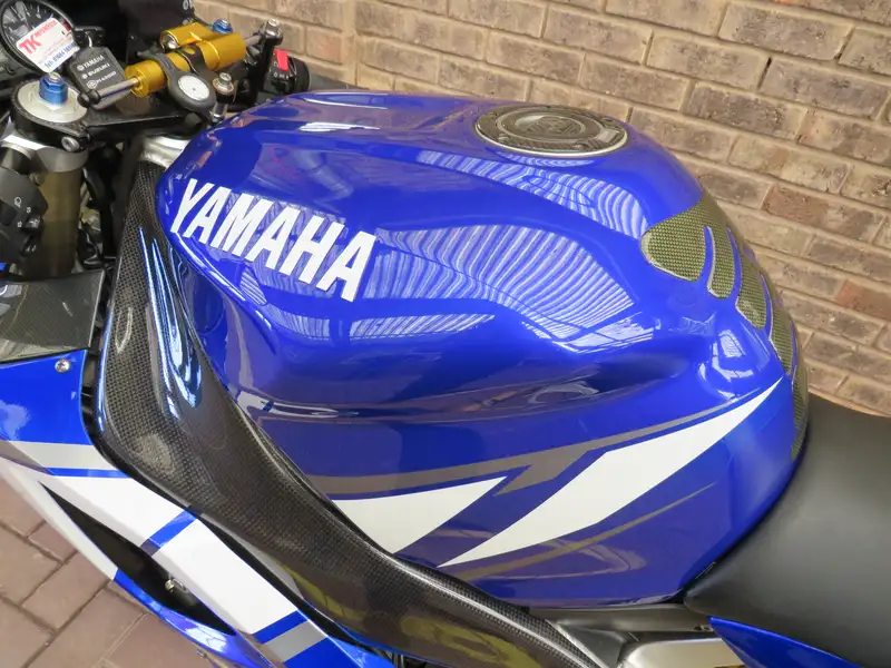 2001 Yamaha YZF-R1 998cc-Sold