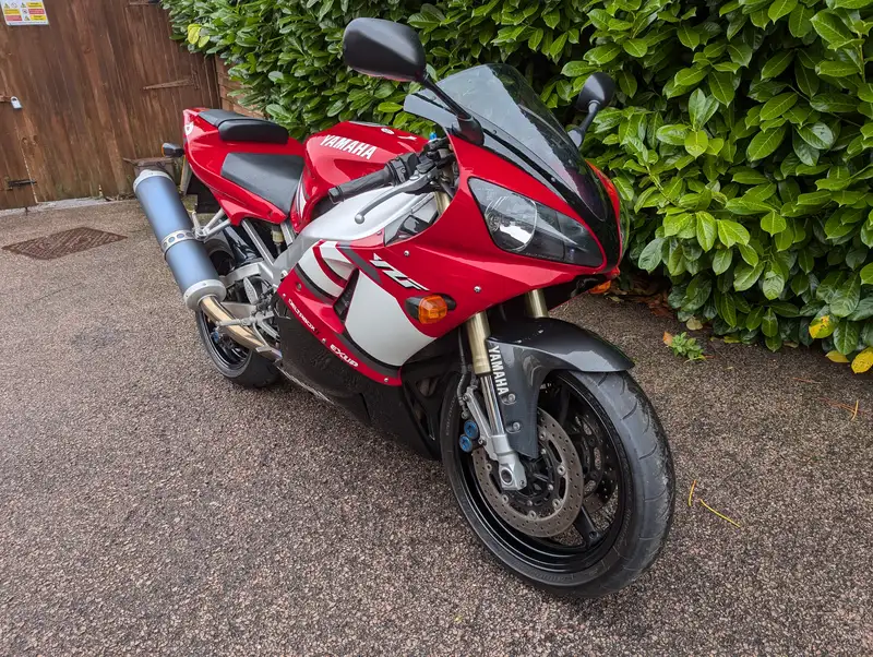 2001 Yamaha YZF-R1 998cc-For Sale