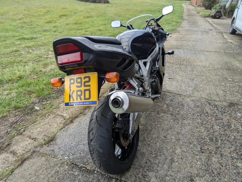 1997 Honda CBR900RR SC33 Fireblade 919cc-Sold