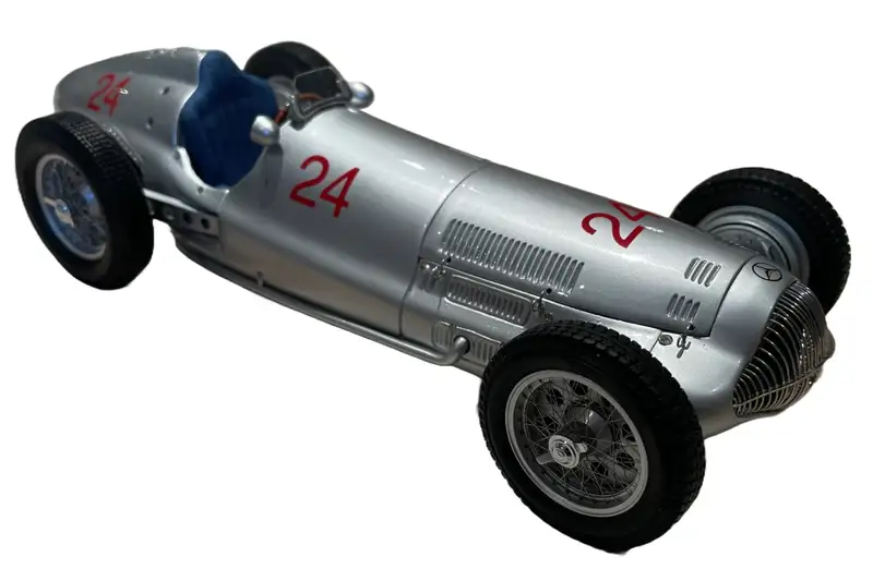 Highly Detailed CMC 1:18th Scale 1938 Mercedes Benz W154 #24-For Sale