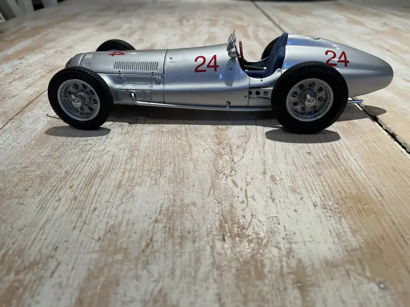 Highly Detailed CMC 1:18th Scale 1938 Mercedes Benz W154 #24-For Sale